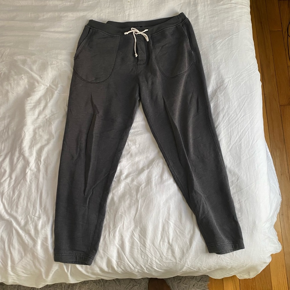 J. Crew Men’s Sweatpants (SIZE M)